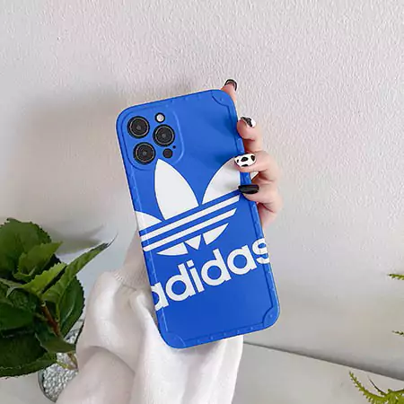 人気Adidasブランドロゴ iphone 16 ケース/スポーツ風アディダスブランド iphone 15 ケース高品質コピー通販店