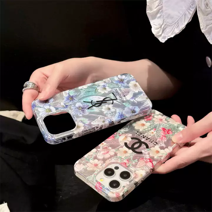 高级女性愛用ブランドロゴChanel iphone 16 ケース ファッション花柄シャネル iphone 15 TPU ソフトカバー  ブランドYSL iphone 16 スマホケース売れ筋